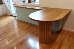 Curved-oak-counter-top