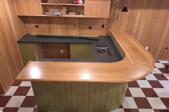 Oak-bar-top