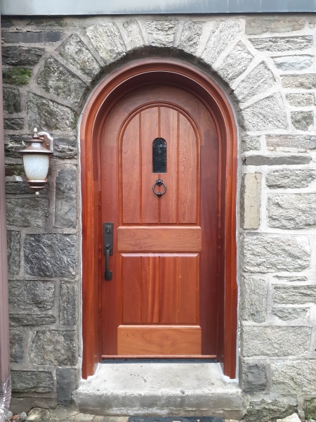 Solid-mahogany-roundhead-door