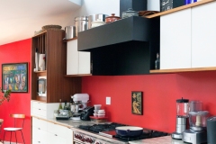 Mahogany-white-cabinets-stove