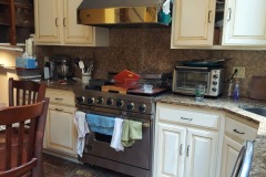 Kitchen-cabinets-refaced-before