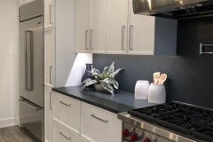 White-kitchen-cabinets