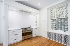 white-kitchen-stove-Chestnut-Hill
