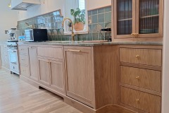 White-oak-kitchen-cabinets